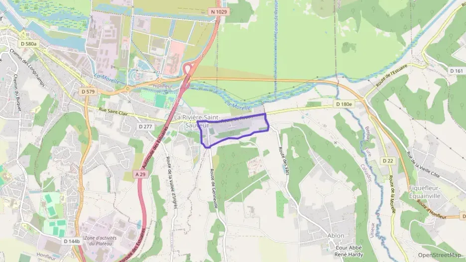 Maison 103 m² cinq pièces à vendre à La Rivière-Saint-Sauveur Maison 103 m² cinq pièces à vendre à La Rivière-Saint-Sauveur