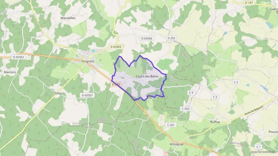 Maison 134 m² quatre pièces à vendre à Cours-les-Bains