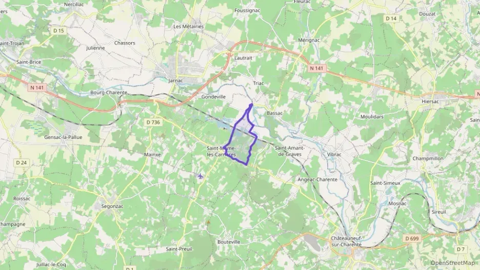 Maison 210 m² six pièces à vendre à Saint-Même-les-Carrières