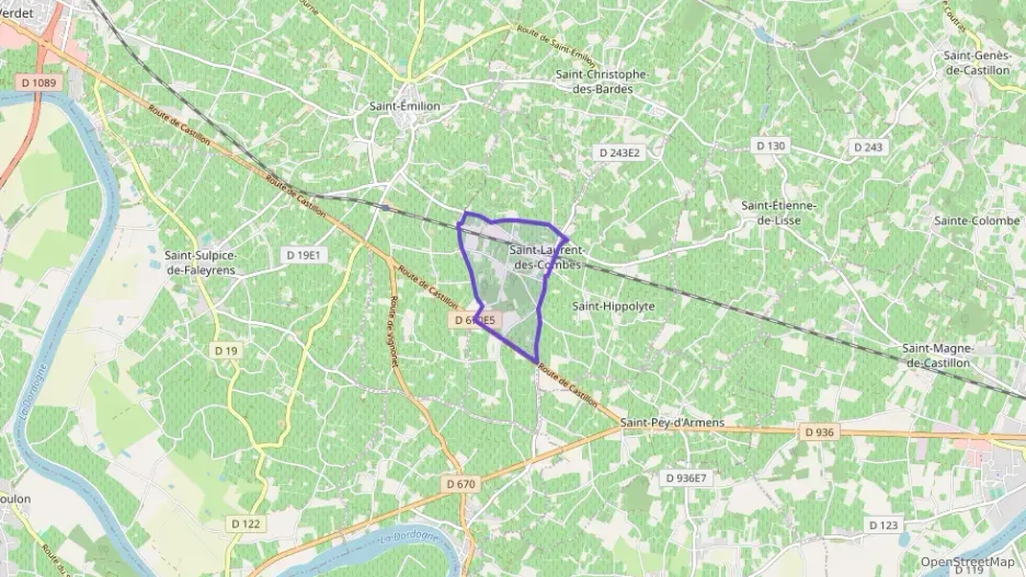 Maison 88 m² cinq pièces à vendre à Saint-Laurent-des-Combes