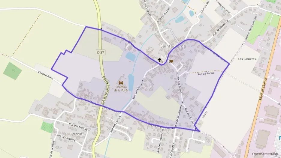 Maison 90 m² cinq pièces à vendre à Sainte-Verge Maison 90 m² cinq pièces à vendre à Sainte-Verge