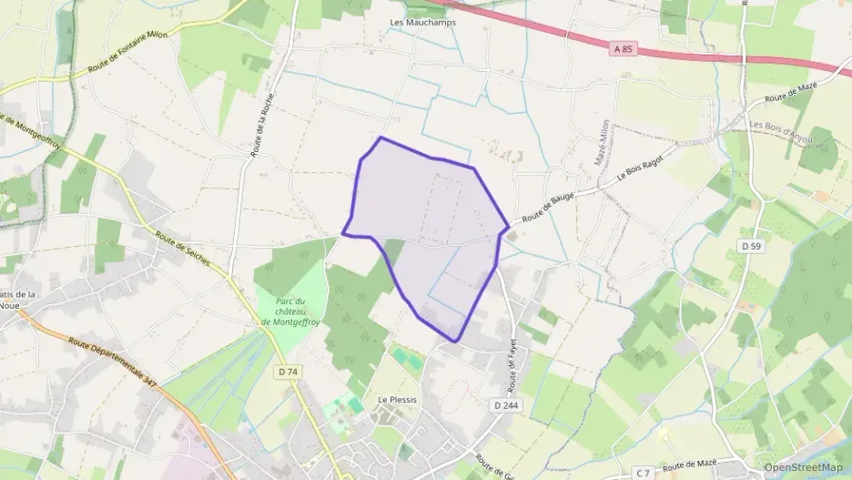 Maison 134 m² cinq pièces à vendre à Mazé-Milon