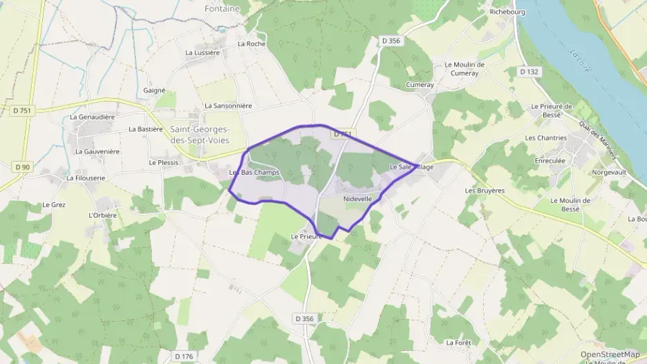 Maison 100 m² quatre pièces à vendre à Gennes-Val-de-Loire