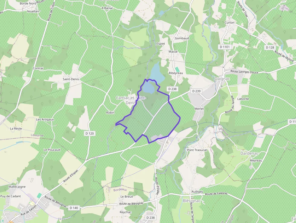 Maison 93 m² quatre pièces à vendre à Espiet