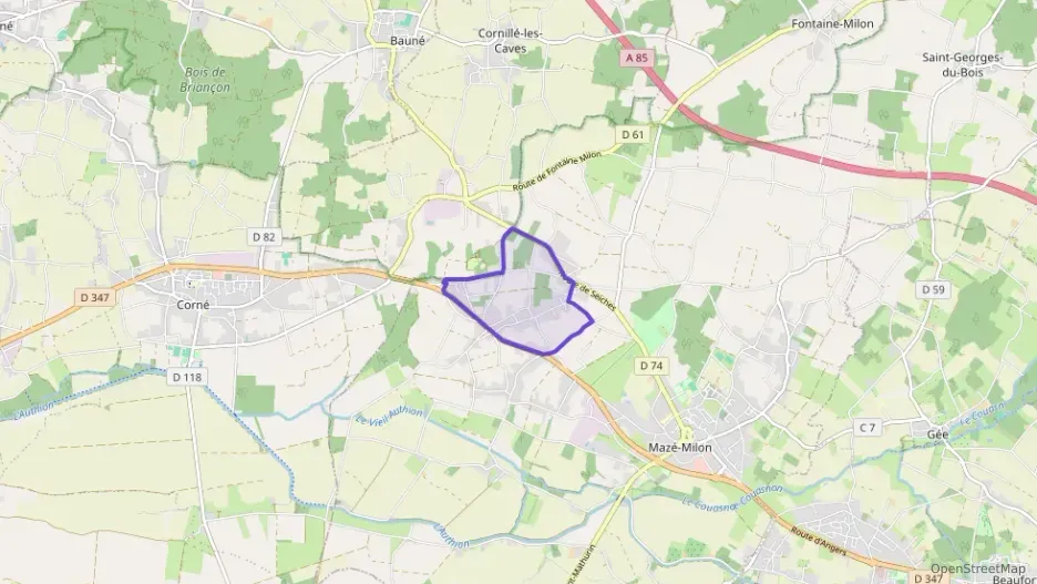 Maison 120 m² six pièces à vendre à Mazé-Milon