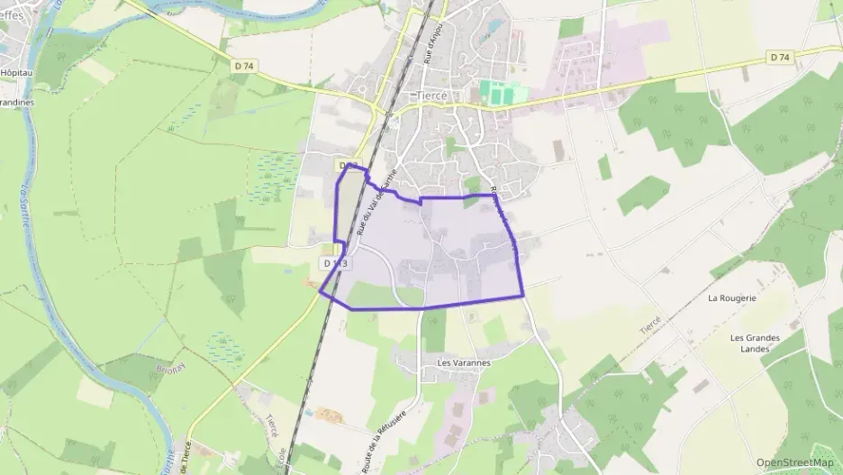 Maison 169 m² sept pièces à vendre à Tiercé