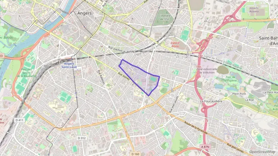 Maison 100 m² sept pièces à vendre à Angers