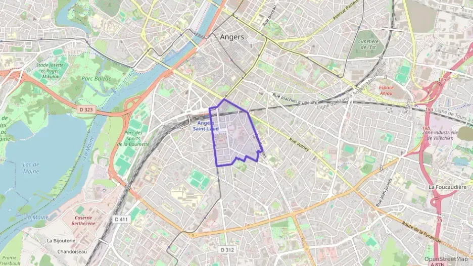 Maison 155 m² sept pièces à vendre à Angers Maison 155 m² sept pièces à vendre à Angers