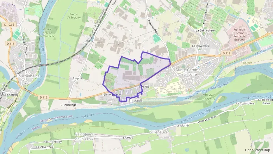 Maison 101 m² six pièces à vendre à Sainte-Gemmes-sur-Loire