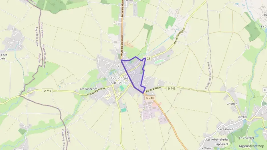 Maison 96 m² trois pièces à vendre à Coulonges-sur-l`Autize Maison 96 m² trois pièces à vendre à Coulonges-sur-l`Autize