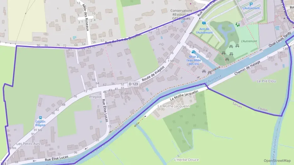 Maison 165 m² cinq pièces à vendre à Coulon