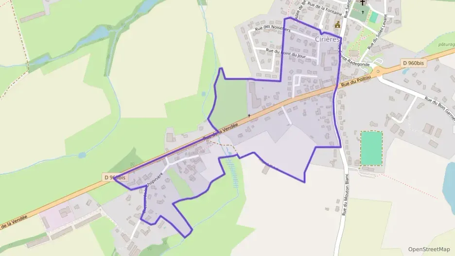 Maison 86 m² quatre pièces à vendre à Cirières Maison 86 m² quatre pièces à vendre à Cirières