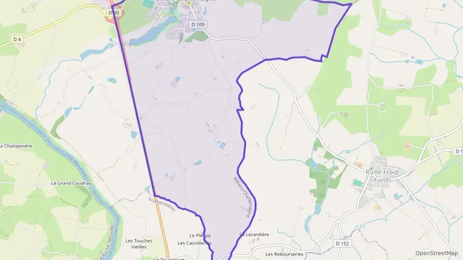 Maison 81 m² trois pièces à vendre à Villiers-Charlemagne Maison 81 m² trois pièces à vendre à Villiers-Charlemagne