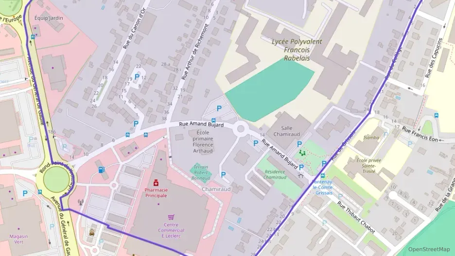 Maison 108 m² six pièces à vendre à Fontenay-le-Comte