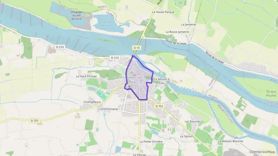 Maison 87 m² cinq pièces à vendre à Mauges-sur-Loire