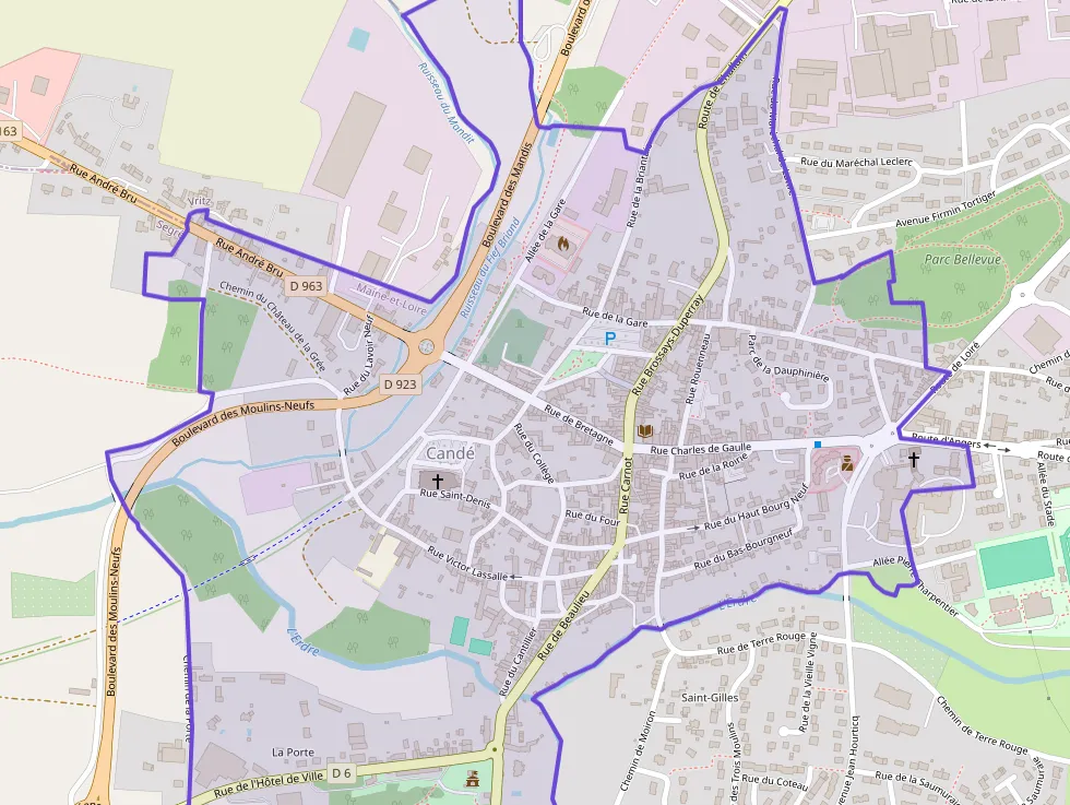 Maison 85 m² quatre pièces à vendre à Candé