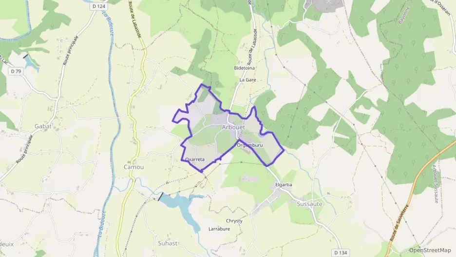 Maison 168 m² sept pièces à vendre à Arbouet-Sussaute Maison 168 m² sept pièces à vendre à Arbouet-Sussaute