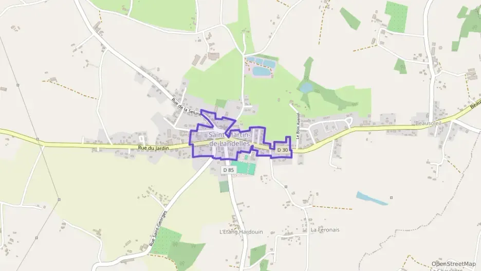 Maison 78 m² cinq pièces à vendre à Saint-Hilaire-du-Harcouët