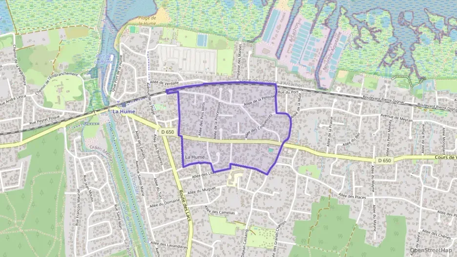 Maison 158 m² sept pièces à vendre à Gujan-Mestras Maison 158 m² sept pièces à vendre à Gujan-Mestras