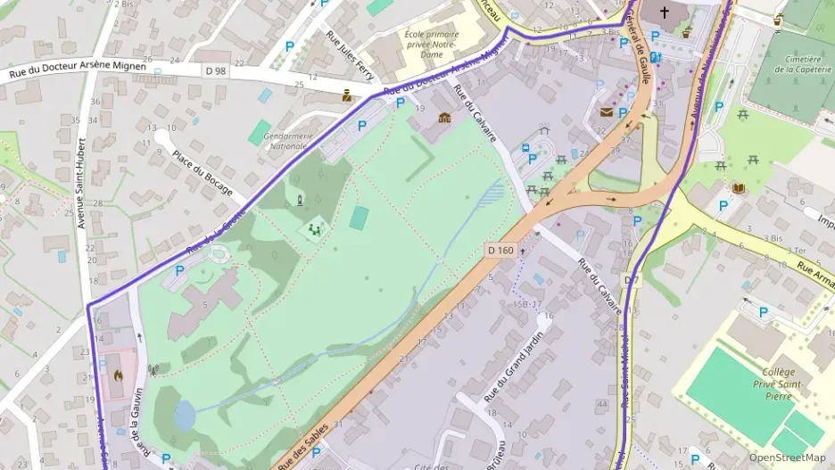 Maison 133 m² six pièces à vendre à Essarts-en-Bocage Maison 133 m² six pièces à vendre à Essarts-en-Bocage