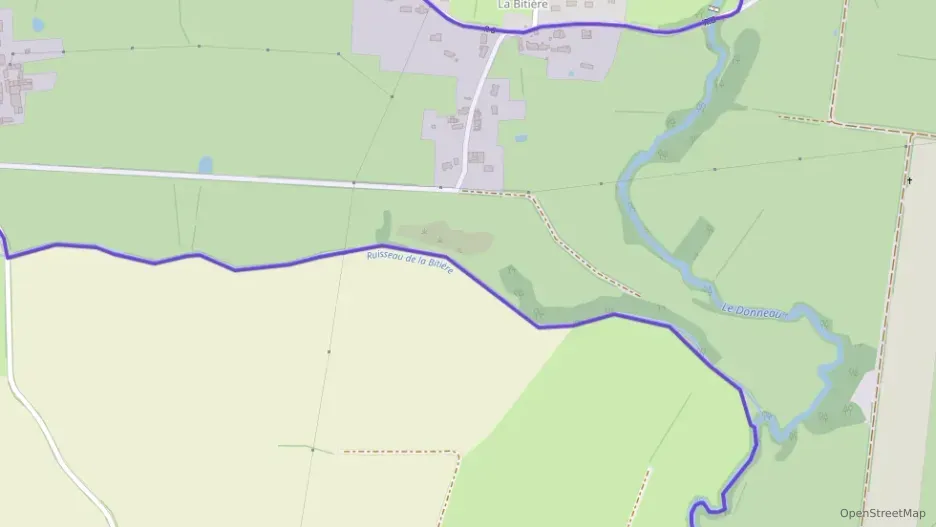 Maison 111 m² trois pièces à vendre à Couffé Maison 111 m² trois pièces à vendre à Couffé