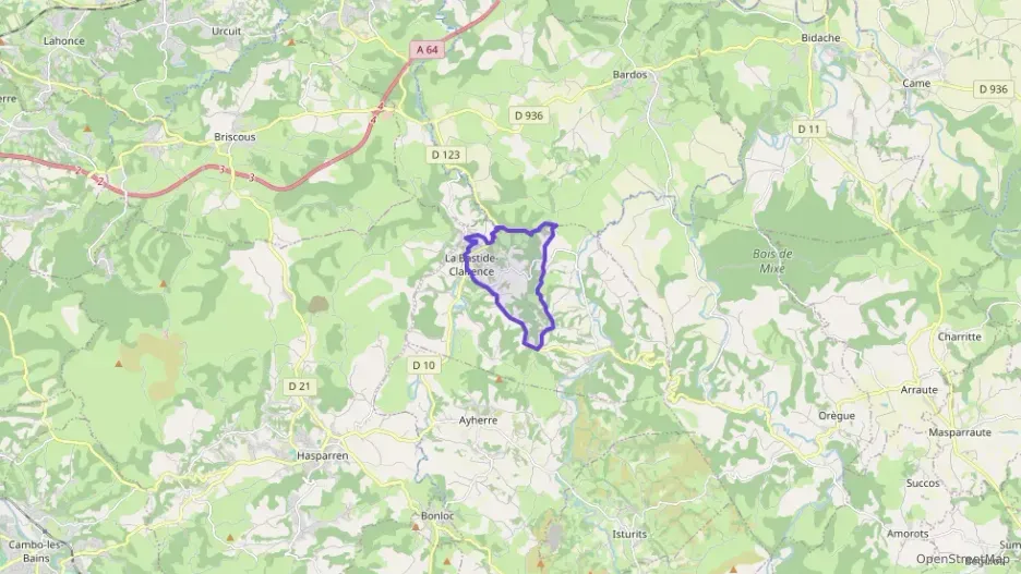 Maison 111 m² cinq pièces à vendre à La Bastide-Clairence Maison 111 m² cinq pièces à vendre à La Bastide-Clairence