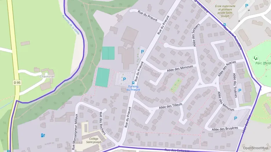 Maison 140 m² cinq pièces à vendre à Châteaubourg Maison 140 m² cinq pièces à vendre à Châteaubourg