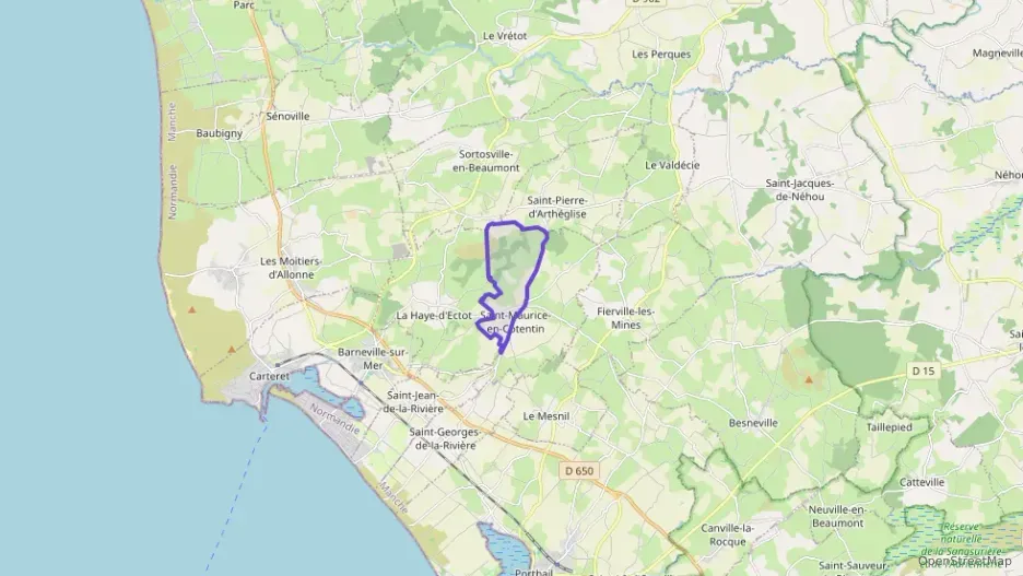 Maison 138 m² cinq pièces à vendre à Saint-Maurice-en-Cotentin