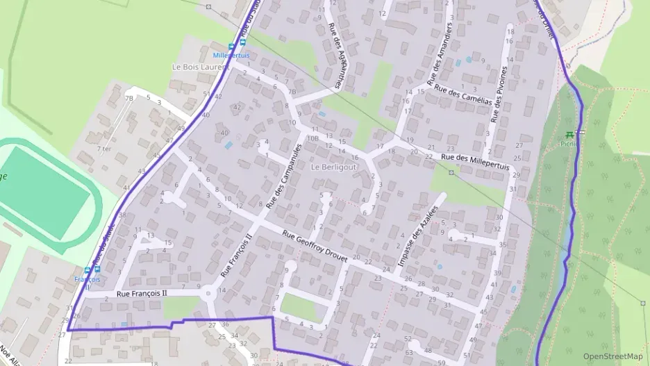 Maison 125 m² sept pièces à vendre à Couëron Maison 125 m² sept pièces à vendre à Couëron