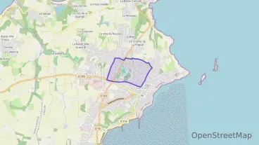 Maison 125 m² quatre pièces à vendre à Cancale Maison 125 m² quatre pièces à vendre à Cancale