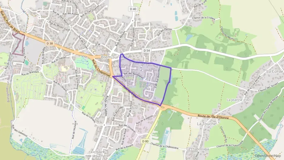 Maison 103 m² six pièces à vendre à Brem-sur-Mer