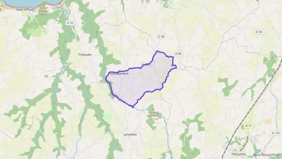 Maison 104 m² quatre pièces à vendre à Plouzélambre Maison 104 m² quatre pièces à vendre à Plouzélambre