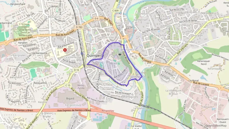 Maison 170 m² cinq pièces à vendre à Quimperlé Maison 170 m² cinq pièces à vendre à Quimperlé