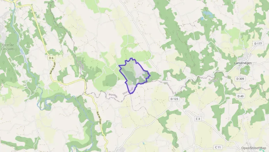 Maison 90 m² trois pièces à vendre à Guiscriff Maison 90 m² trois pièces à vendre à Guiscriff