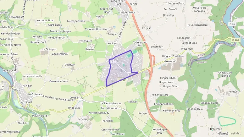 Maison 89 m² six pièces à vendre à Taulé Maison 89 m² six pièces à vendre à Taulé