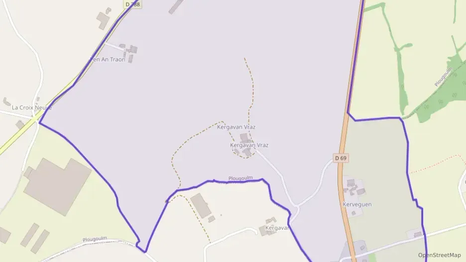 Maison 105 m² cinq pièces à vendre à Plougoulm Maison 105 m² cinq pièces à vendre à Plougoulm