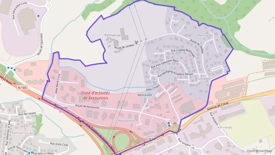 Maison 192 m² cinq pièces à vendre à Ergué-Gabéric Maison 192 m² cinq pièces à vendre à Ergué-Gabéric