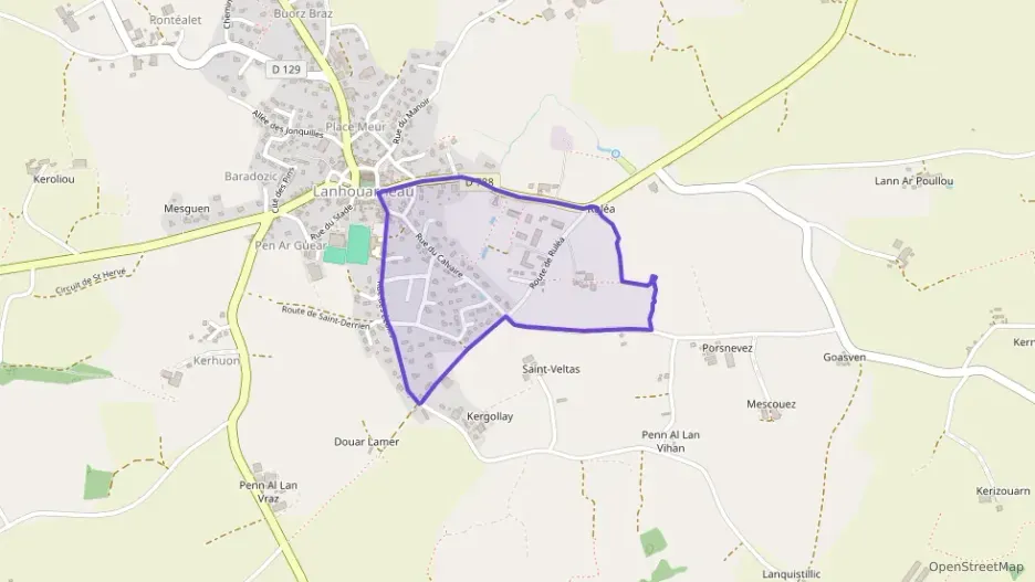 Maison 75 m² six pièces à vendre à Lanhouarneau Maison 75 m² six pièces à vendre à Lanhouarneau