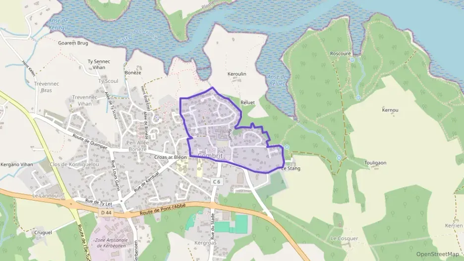 Maison 143 m² cinq pièces à vendre à Combrit Maison 143 m² cinq pièces à vendre à Combrit