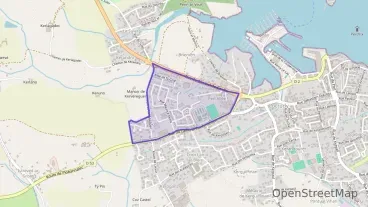 Maison 140 m² quatre pièces à vendre à Loctudy Maison 140 m² quatre pièces à vendre à Loctudy