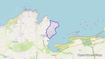 Maison 176 m² sept pièces à vendre à Plounéour-Brignogan-Plages