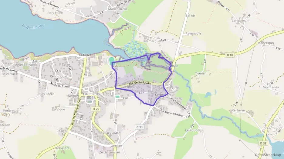 Maison 100 m² cinq pièces à vendre à Guissény Maison 100 m² cinq pièces à vendre à Guissény