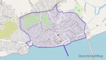 Maison 70 m² trois pièces à vendre à Penmarc`h Maison 70 m² trois pièces à vendre à Penmarc`h