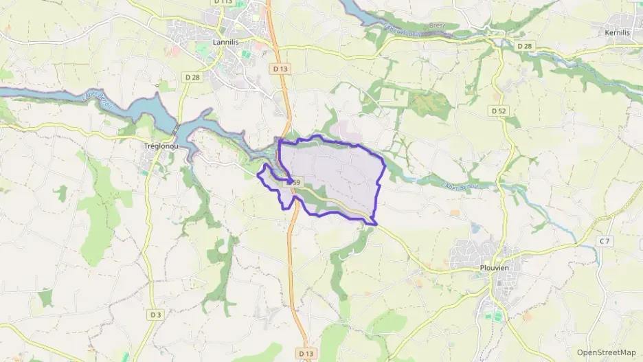 Maison 148 m² sept pièces à vendre à Plouvien Maison 148 m² sept pièces à vendre à Plouvien