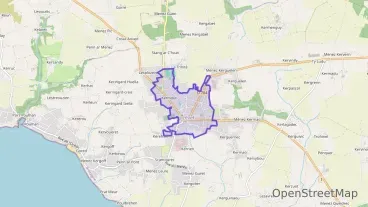 Maison 102 m² quatre pièces à vendre à Plozévet Maison 102 m² quatre pièces à vendre à Plozévet