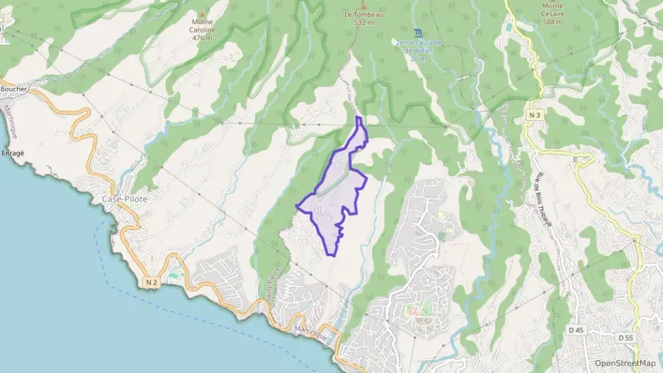 Maison 172 m² cinq pièces à vendre à Schœlcher Maison 172 m² cinq pièces à vendre à Schœlcher