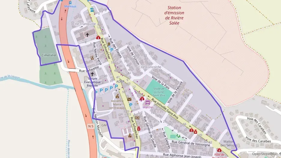 Maison 34 m² deux pieces à vendre à Rivière-Salée Maison 34 m² deux pieces à vendre à Rivière-Salée