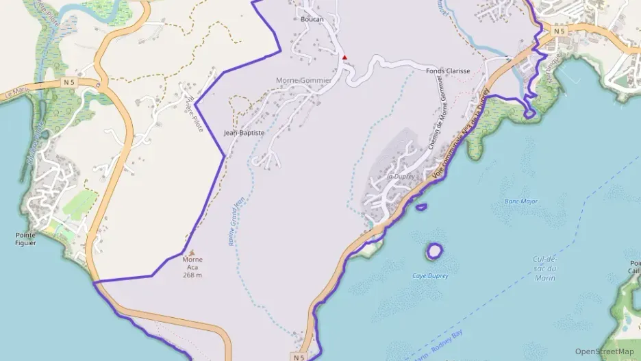 Maison 118 m² quatre pièces à vendre à Le Marin Maison 118 m² quatre pièces à vendre à Le Marin