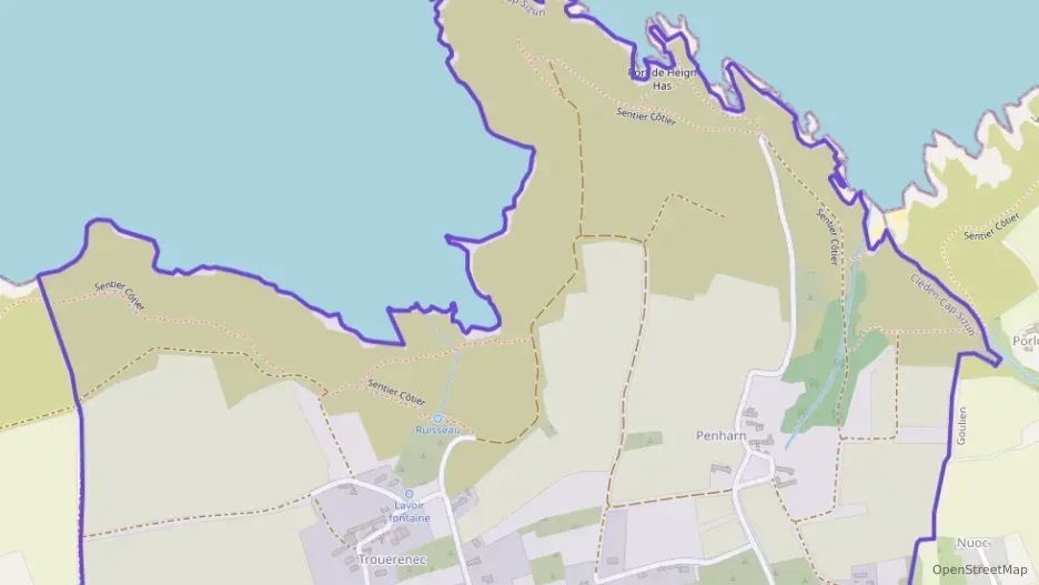 Maison 130 m² quatre pièces à vendre à Cléden-Cap-Sizun