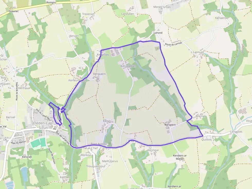 Maison 93 m² quatre pièces à vendre à Cléden-Cap-Sizun